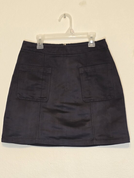 Old Navy Dresses & Skirts - Old Navy Black Faux Suede A-Line Mini Skirt Front Patch Pockets Zip Back
